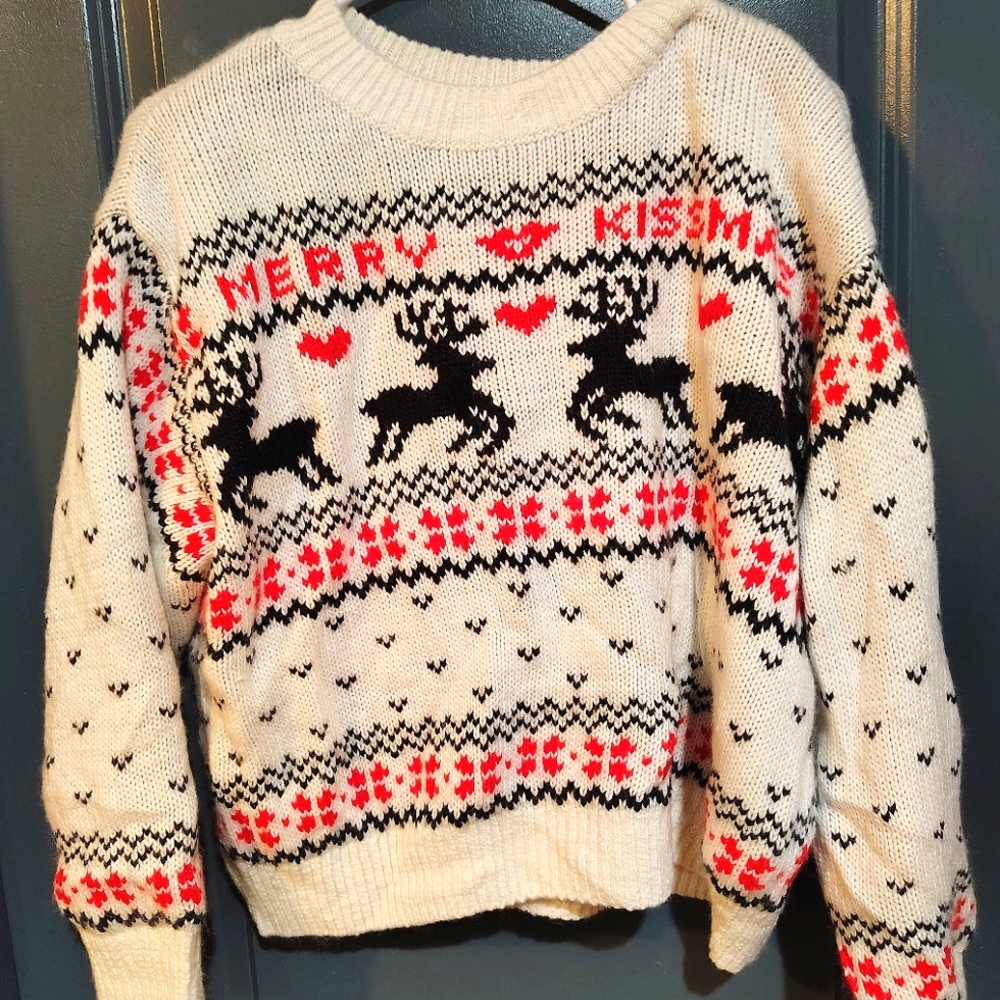 (W) Christmas sweater